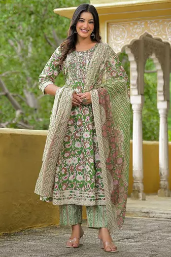 Women Floral Printed Regular Thread Work Kurta with Trousers & With Dupatta