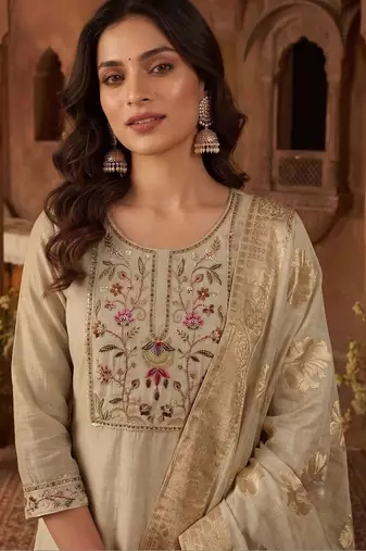Women Ethnic Motifs Embroidered Regular Thread Work Chanderi Cotton Kurta with Trousers & With Dupatta