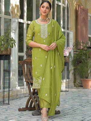 Women Ethnic Motifs Embroidered Regular Thread Work Pure Silk Kurta with Trousers & With Dupatta 1