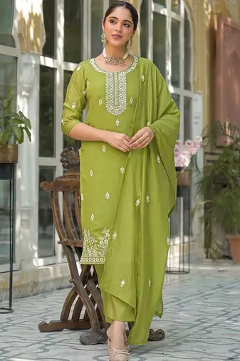 Women Ethnic Motifs Embroidered Regular Thread Work Pure Silk Kurta with Trousers & With Dupatta