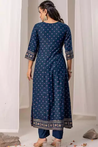 Women Ethnic Motifs Printed Regular Thread Work Kurta with Trousers & With Dupatta