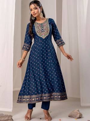 Women Ethnic Motifs Printed Regular Thread Work Kurta with Trousers & With Dupatta 5