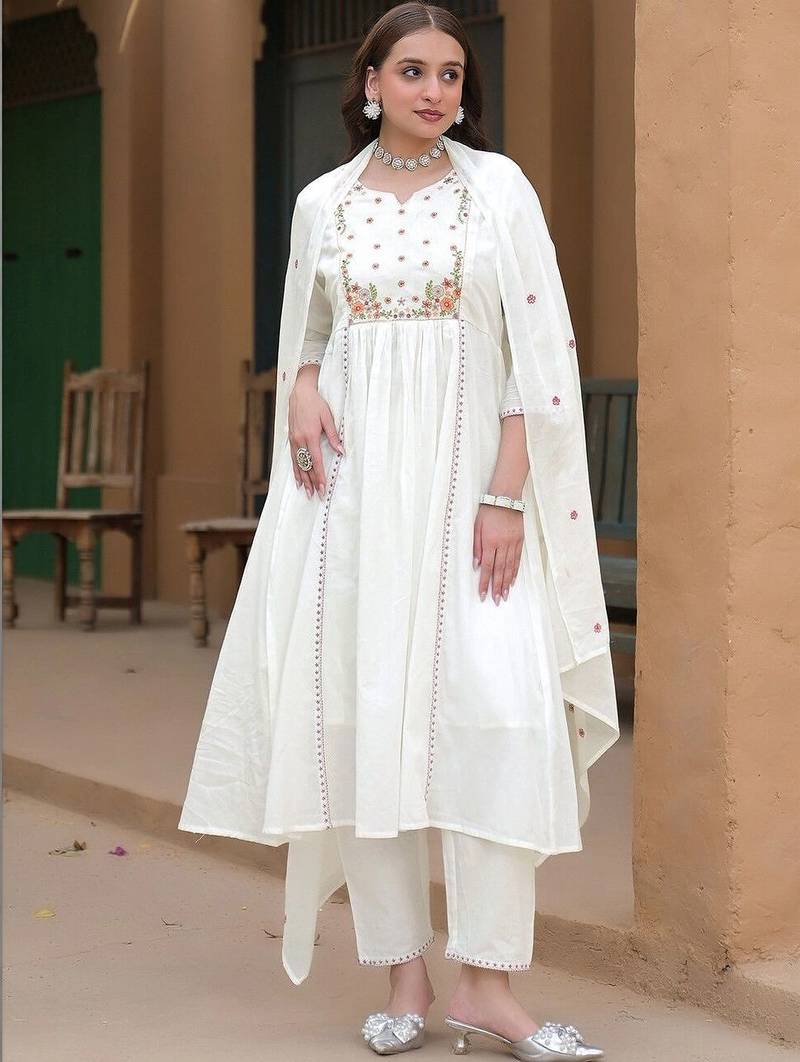 Women Floral Embroidered Empire Thread Work Pure Cotton Kurta with Trousers & With Dupatta