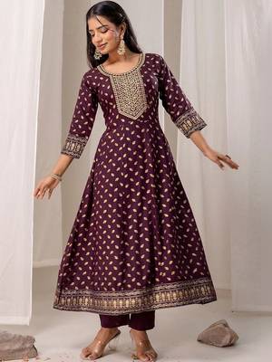 Women Ethnic Motifs Printed Regular Kurta with Trousers & With Dupatta 5