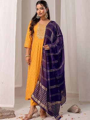 Women Ethnic Motifs Printed Regular Thread Work Kurta with Trousers & With Dupatta 1