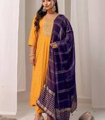 Women Ethnic Motifs Printed Regular Thread Work Kurta with Trousers & With Dupatta