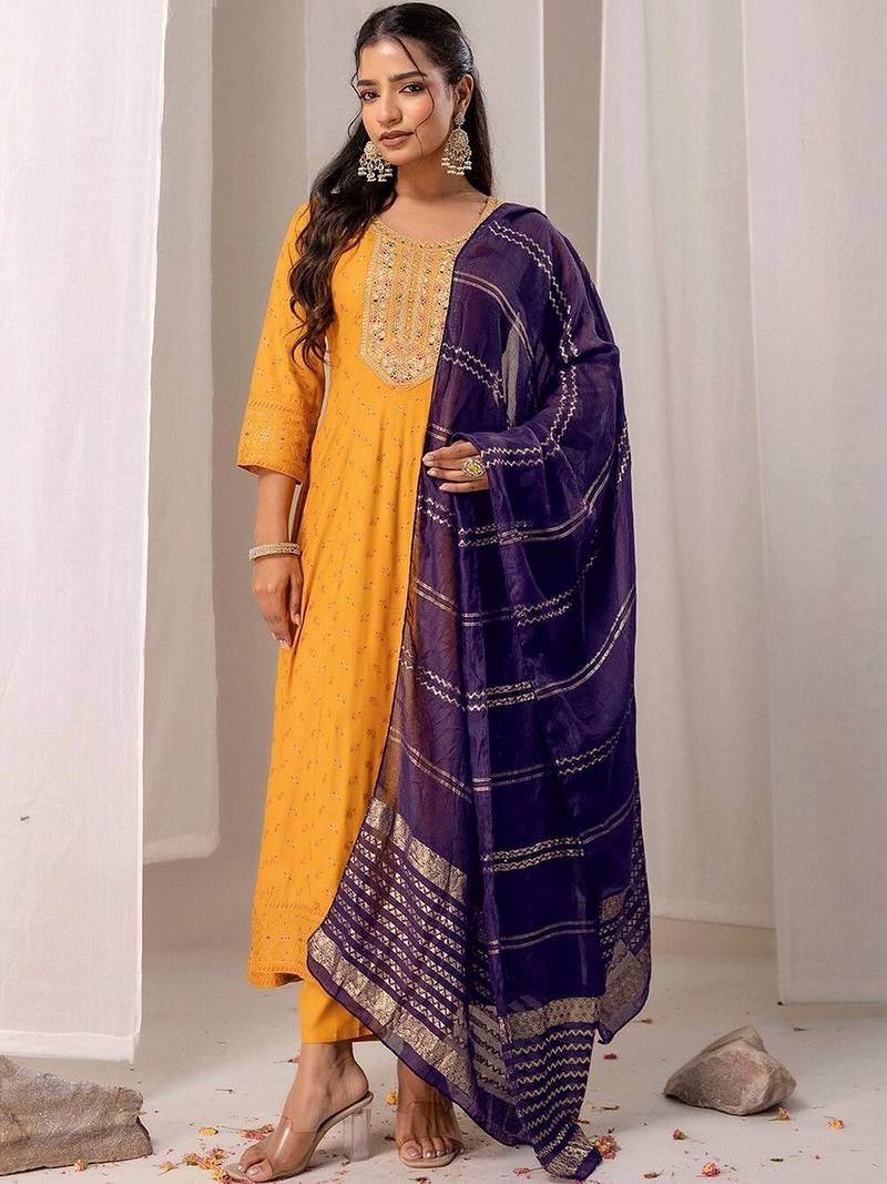 Women Ethnic Motifs Printed Regular Thread Work Kurta with Trousers & With Dupatta