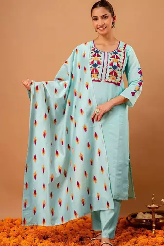 Women Ethnic Motifs Embroidered Regular Thread Work Kurta with Trousers & With Dupatta