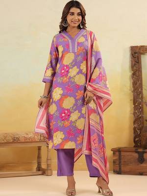Women Floral Printed Regular Pure Silk Kurta with Trousers & With Dupatta 5