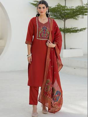 Women Ethnic Motifs Embroidered Regular Thread Work Kurta with Trousers & With Dupatta 1