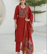 Women Ethnic Motifs Embroidered Regular Thread Work Kurta with Trousers & With Dupatta