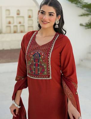 Women Ethnic Motifs Embroidered Regular Thread Work Kurta with Trousers & With Dupatta 2