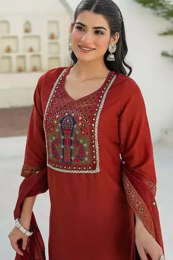 Women Ethnic Motifs Embroidered Regular Thread Work Kurta with Trousers & With Dupatta
