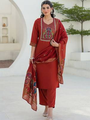 Women Ethnic Motifs Embroidered Regular Thread Work Kurta with Trousers & With Dupatta 7