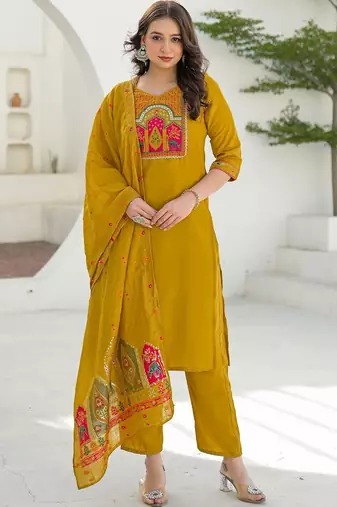 Women Ethnic Motifs Embroidered Regular Kurta with Trousers & With Dupatta