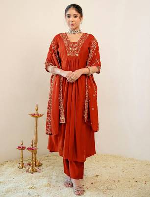 Women Ethnic Motifs Embroidered Empire Thread Work Kurta with Trousers & With Dupatta 5