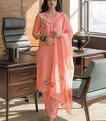 Women Floral Embroidered Regular Thread Work Kurta with Trousers & With Dupatta