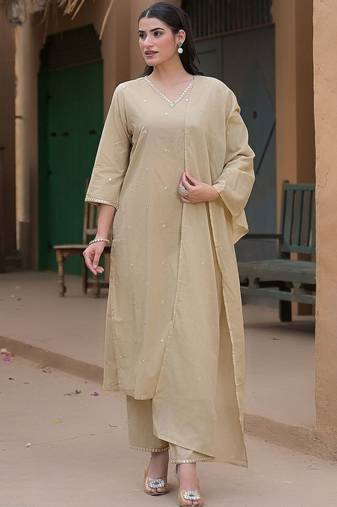 Ethnic Motifs Embroidered Regular Thread Work Kurta with Trousers & With Dupatta
