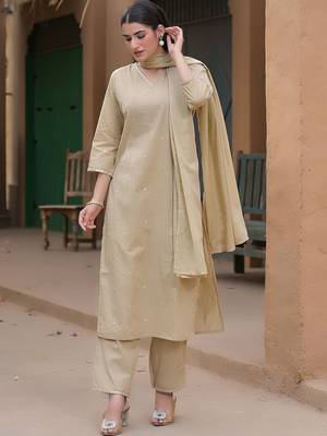Ethnic Motifs Embroidered Regular Thread Work Kurta with Trousers & With Dupatta 4