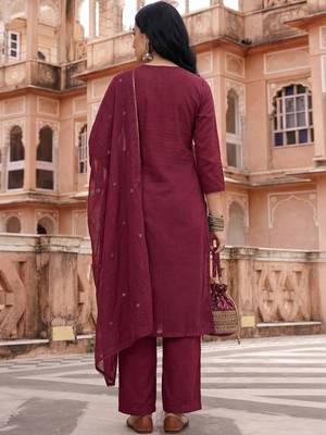 Women Ethnic Motifs Embroidered Regular Thread Work Kurta with Trousers & With Dupatta 3