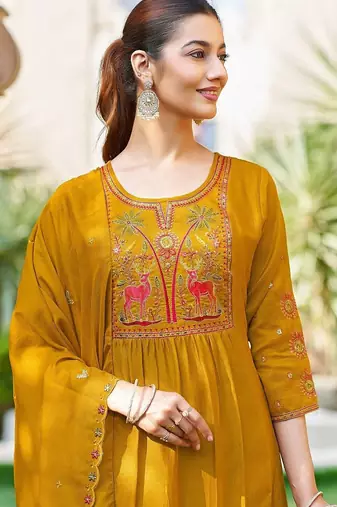 Women Ethnic Motifs Embroidered Empire Thread Work Kurta with Trousers & With Dupatta