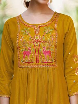 Women Ethnic Motifs Embroidered Empire Thread Work Kurta with Trousers & With Dupatta 4