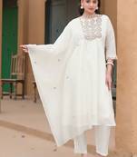 Women Ethnic Motifs Embroidered Empire Thread Work Chanderi Silk Kurta with Trousers & With Dupatta