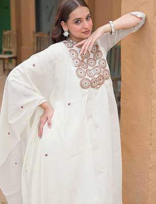Women Ethnic Motifs Embroidered Empire Thread Work Chanderi Silk Kurta with Trousers & With Dupatta 2