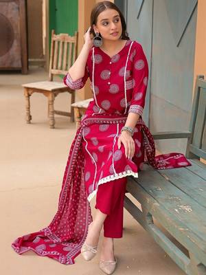 Women Ethnic Motifs Printed Regular Kurta with Trousers & With Dupatta 5