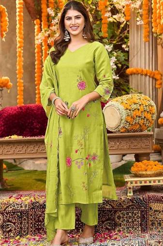 Women Embroidered Regular Kurta with Trousers & With Dupatta