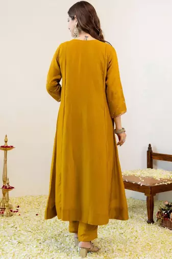 Women Embroidered Regular Kurta with Trousers & With Dupatta