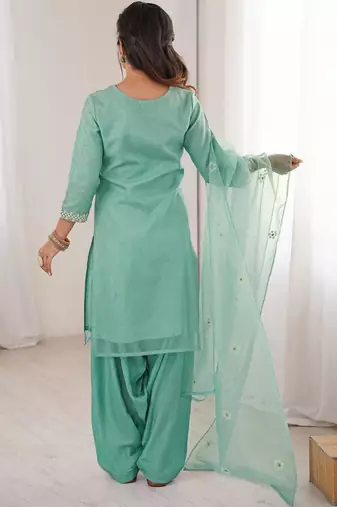 Women Embroidered Regular Kurta with Trousers & With Dupatta