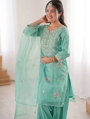 Women Embroidered Regular Kurta with Trousers & With Dupatta 5