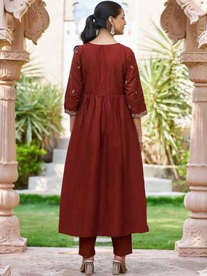 Women Embroidered Regular Pure Cotton Kurta with Trousers & With Dupatta 3