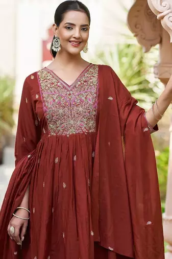 Women Embroidered Regular Pure Cotton Kurta with Trousers & With Dupatta