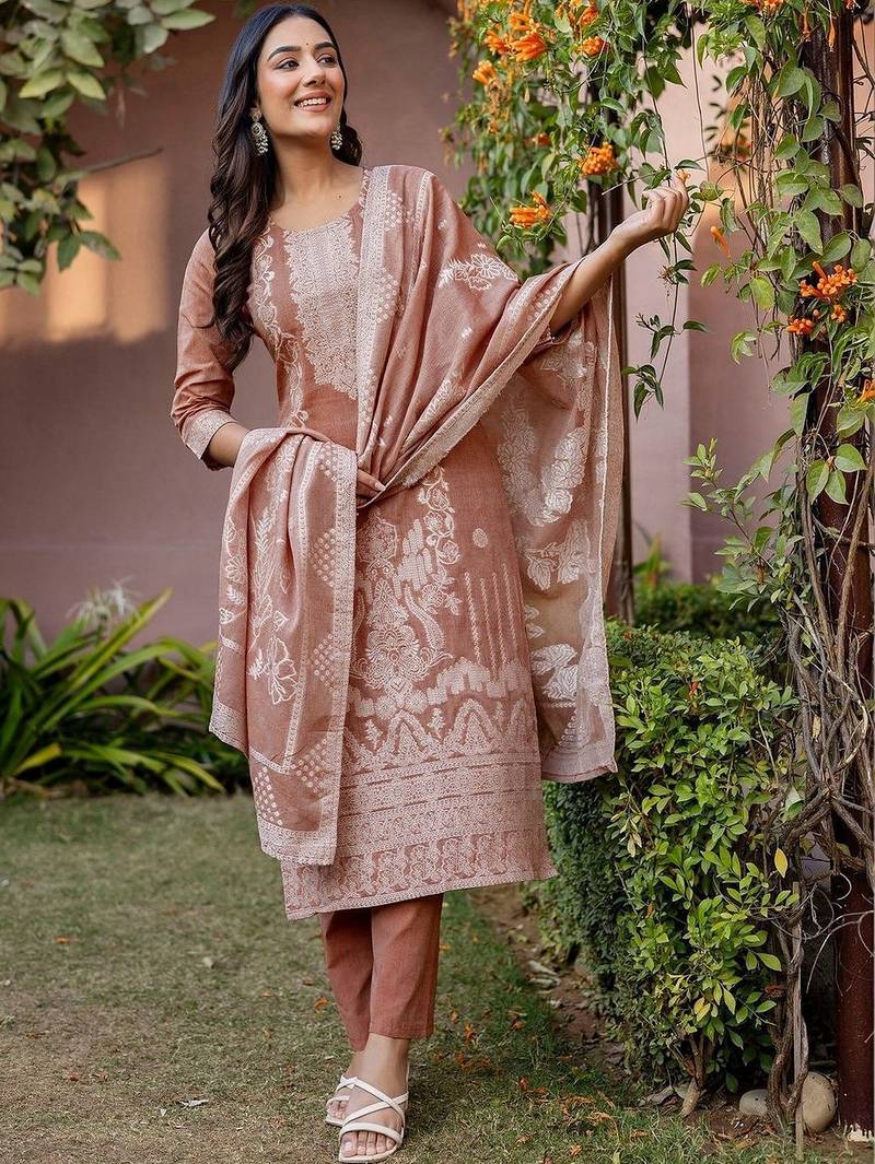 Women Regular Kurta with Pyjamas & With Dupatta