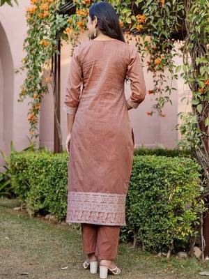 Women Regular Kurta with Pyjamas & With Dupatta 5