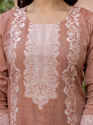 Women Regular Kurta with Pyjamas & With Dupatta 6
