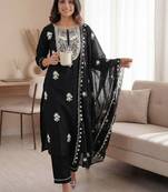 Women Ethnic Motifs Embroidered Regular Thread Work Kurta with Trousers & With Dupatta