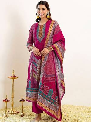 Women Ethnic Motifs Printed Regular Kurta with Trousers & With Dupatta 1