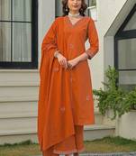 Women Ethnic Motifs Embroidered Regular Thread Work Kurta with Trousers & With Dupatta