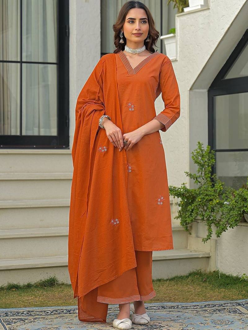 Women Ethnic Motifs Embroidered Regular Thread Work Kurta with Trousers & With Dupatta