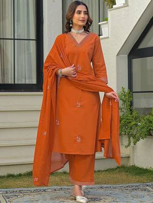 Women Ethnic Motifs Embroidered Regular Thread Work Kurta with Trousers & With Dupatta 6