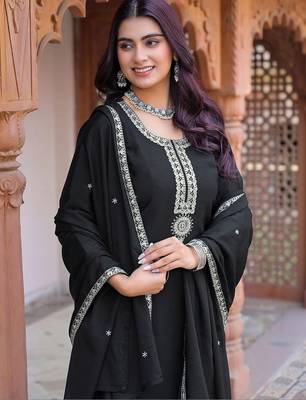 Women Ethnic Motifs Embroidered Regular Thread Work Silk Chiffon Kurta with Sharara & With Dupatta 2