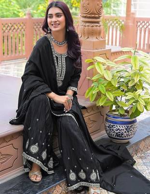 Women Ethnic Motifs Embroidered Regular Thread Work Silk Chiffon Kurta with Sharara & With Dupatta 5
