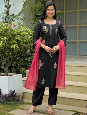 Women Embroidered Regular Sequinned Kurta with Trousers & With Dupatta 1