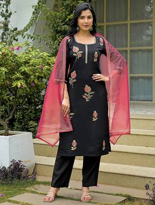 Women Embroidered Regular Sequinned Kurta with Trousers & With Dupatta 4