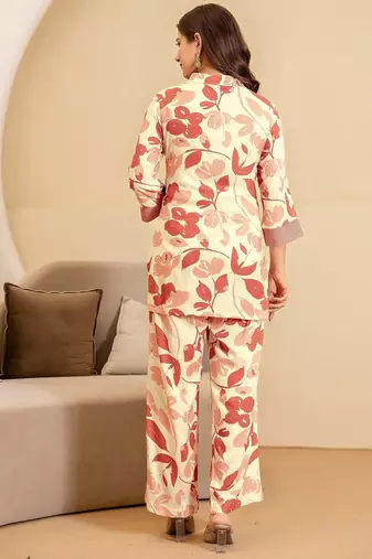 Women Floral Printed Kurta with Trouser