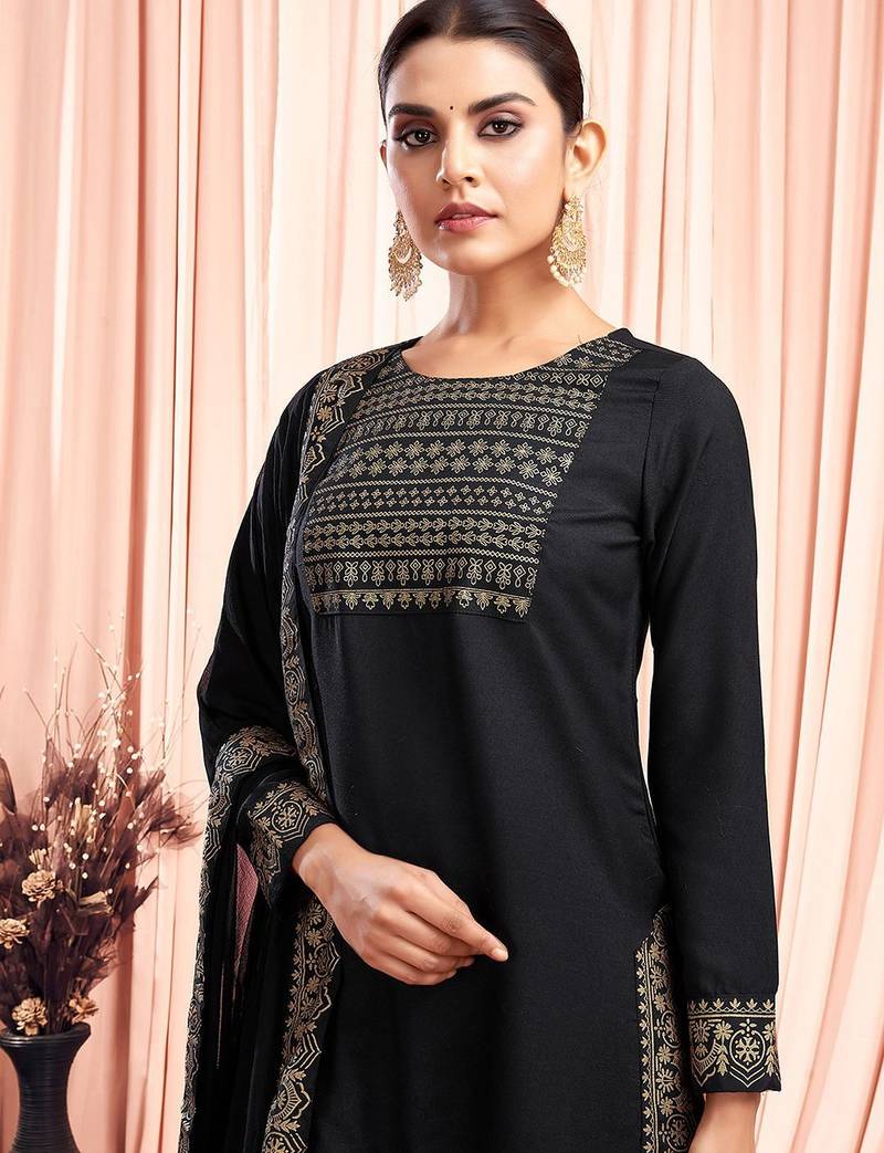 Women Floral Printed Kurta with Palazzo & Dupatta