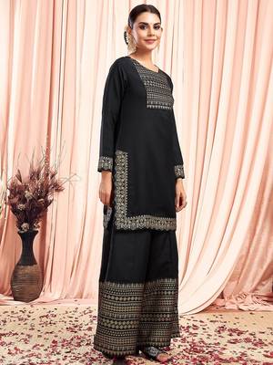 Women Floral Printed Kurta with Palazzo & Dupatta 4